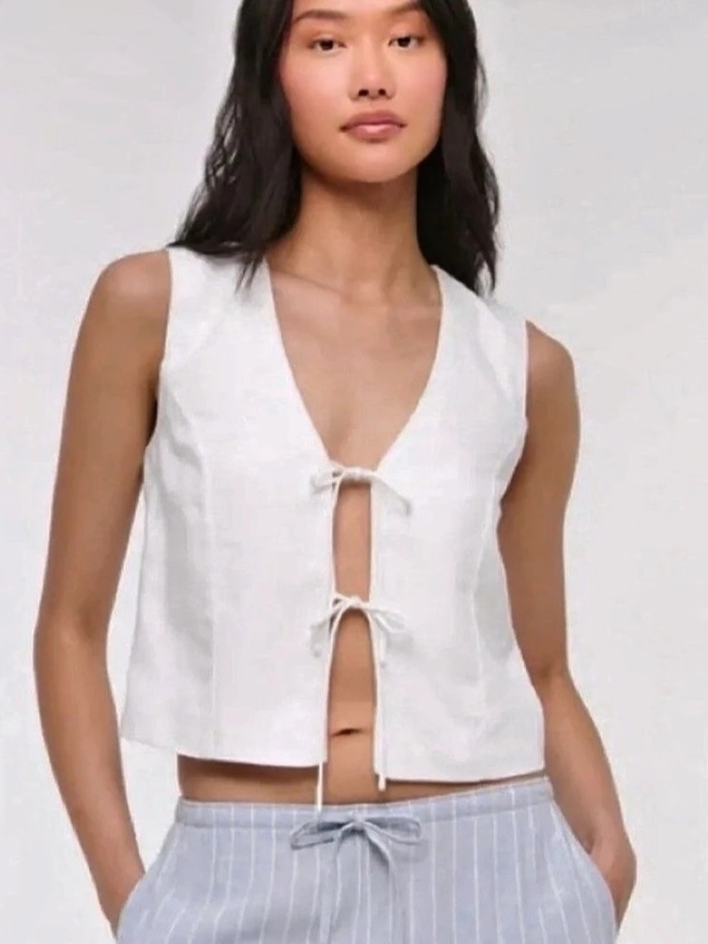 Abercrombie & Fitch Linen-Blend Tie-Front Vest White XL
